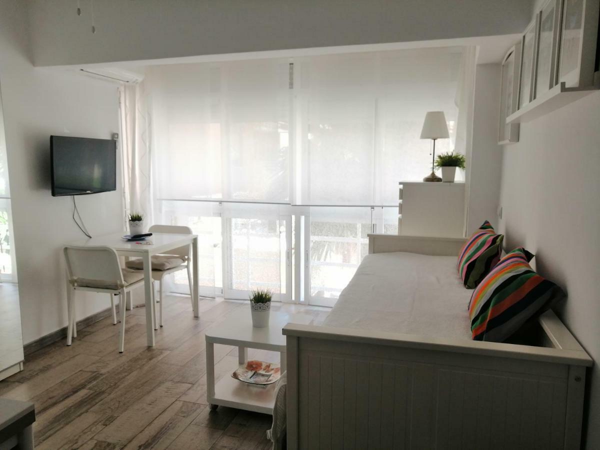 Apartamento Malagueta Playa Малага Екстер'єр фото