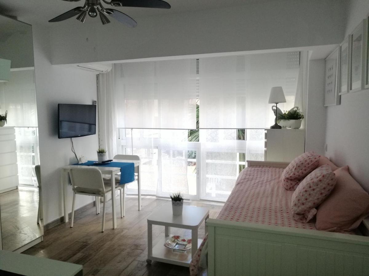 Apartamento Malagueta Playa Малага Екстер'єр фото